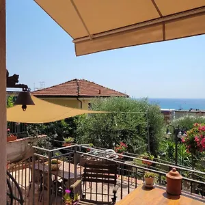 https://bellavista-savona.hotelitalianriviera.com