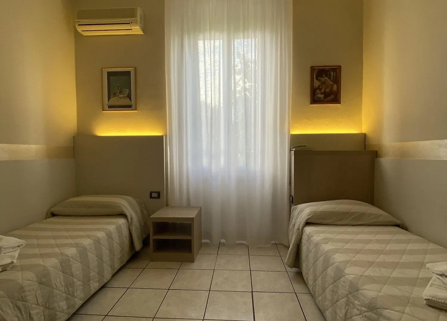 Hotel Due Giardini Милан Италия
