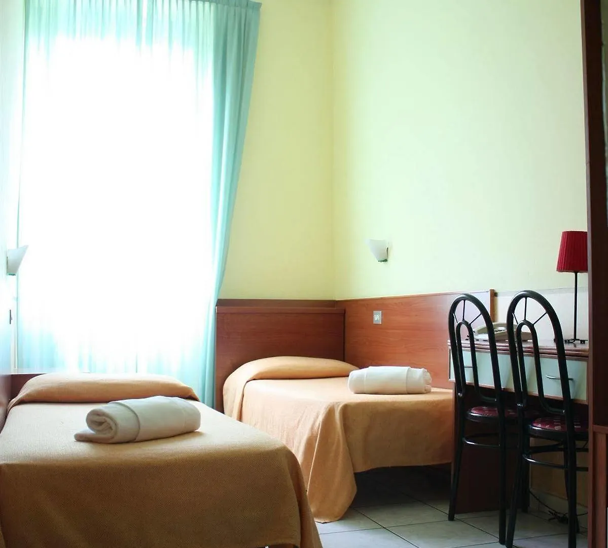 Hotel Due Giardini Милан Италия